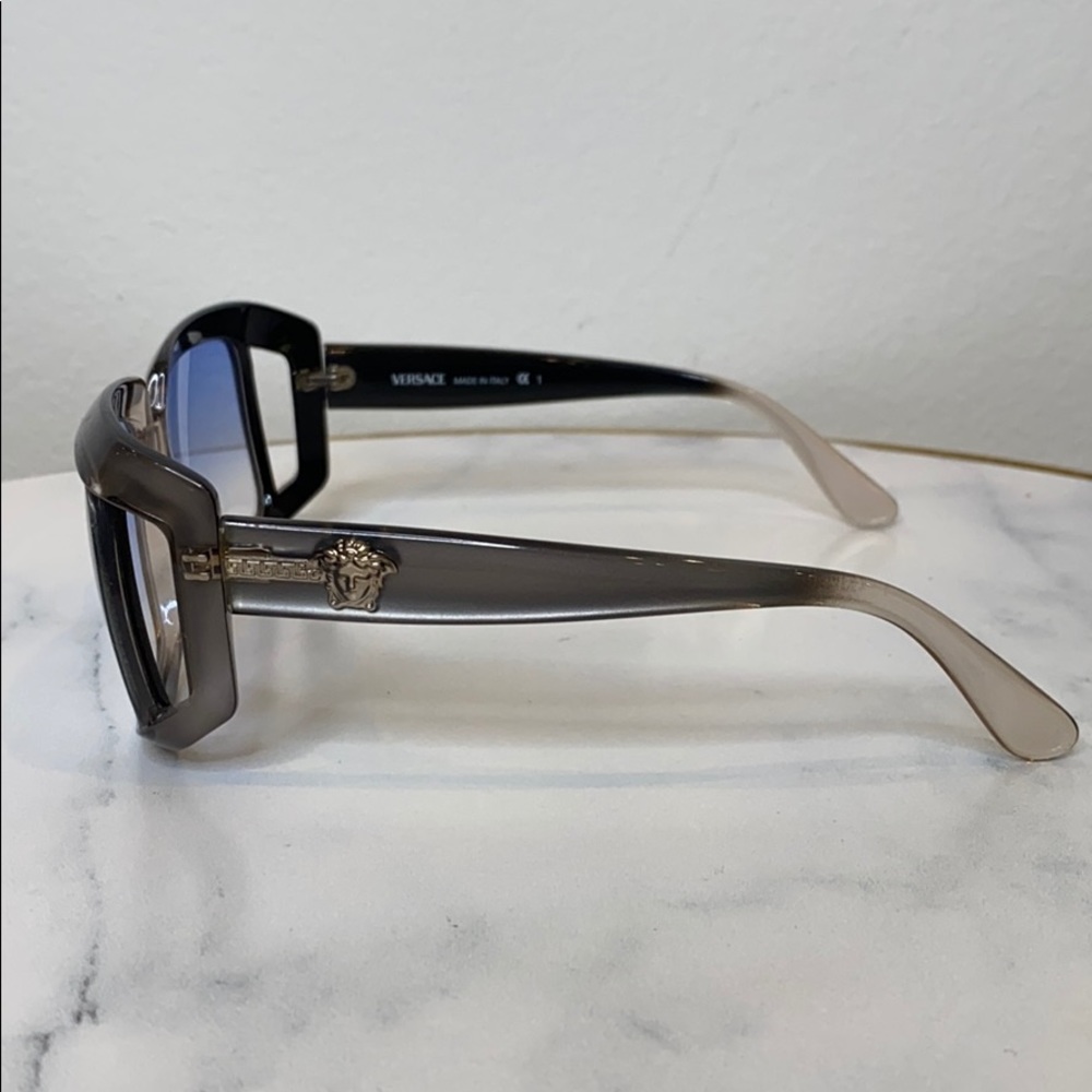 Vintage Versace Sunglasses - Picture 3 of 6